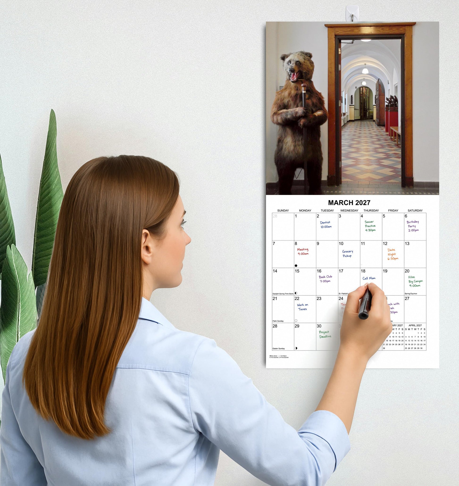 2027 Taxidermy Fails Monthly Wall Calendar - Funny Gag Gift | Bad Taxidermy Prank Gift Calendar 2026-2027